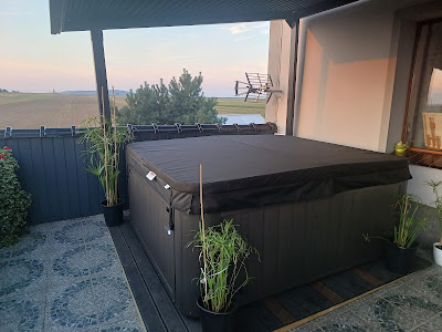 premium jacuzzi warszawa