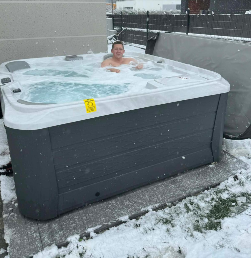 zima to ulubiony czas klientów Total Spa na korzystanie z jacuzzi